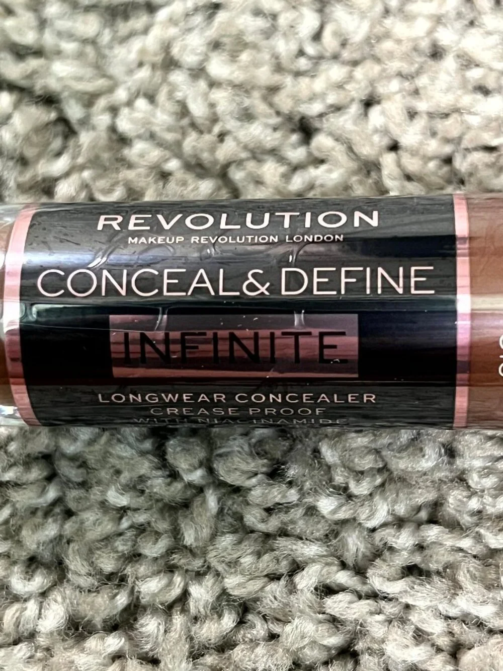 Makeup Revolution Conceal & Define Infinite Longwear Concealer XL C16 3 Pack